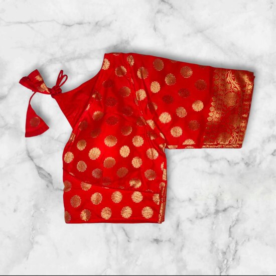 Banarasi Padded Blouse V Cut image