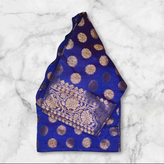 Banarasi Padded Blouse V Cut image