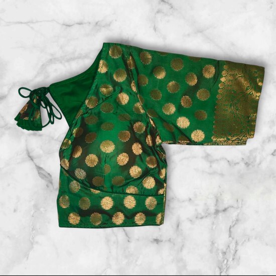 Banarasi Padded Blouse V Cut image