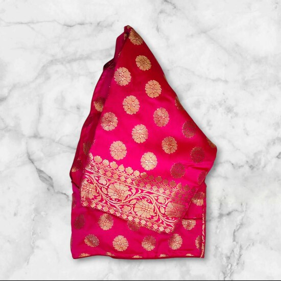 Banarasi Padded Blouse V Cut image