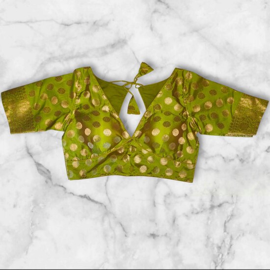 Banarasi Padded Blouse V Cut image
